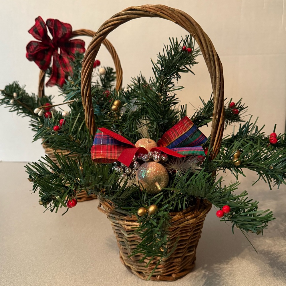 Two NEW Seasonal Arrangements in Handle Wicker Baskets
